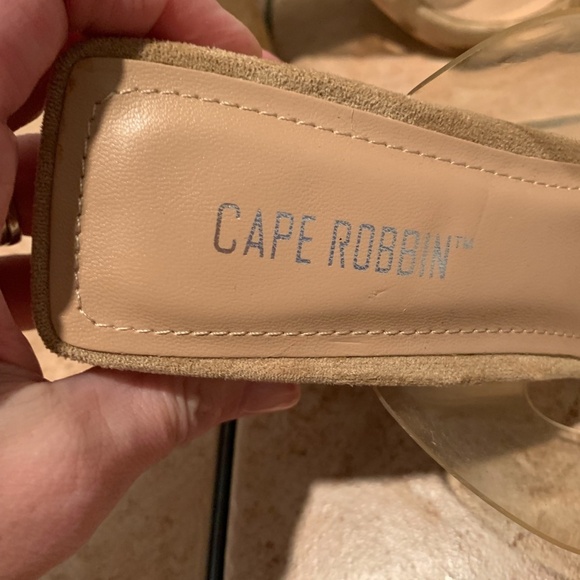 Cape Robbin Nude Block Heels size 6.5 - Picture 7 of 10